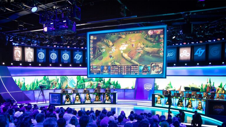 Riot-cancels-sold-out-LCS-Championship-event-due-to-health-concerns