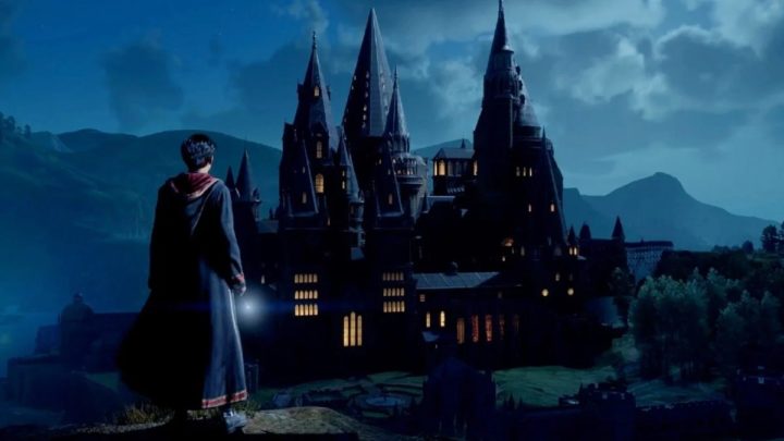 Hogwarts Legacy v novém traileru představuje vlastnosti PS5 verze
